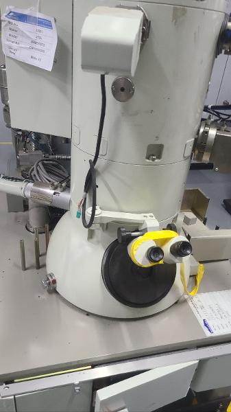 jeol-jem3200fs-field-emission-electron-microscope